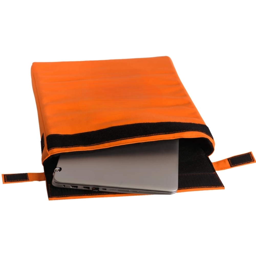 How a Battery Fire Containment Bag Prevents Lithium Ion Thermal Runaway During Travel