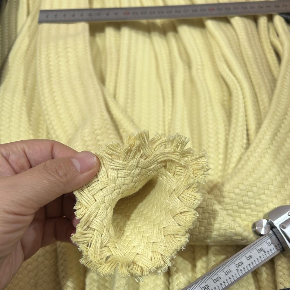 What are the applications of aramid braided sleeving?